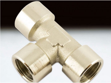 Переходник T-образный внутренняя резьба 1/2 JWL 630055